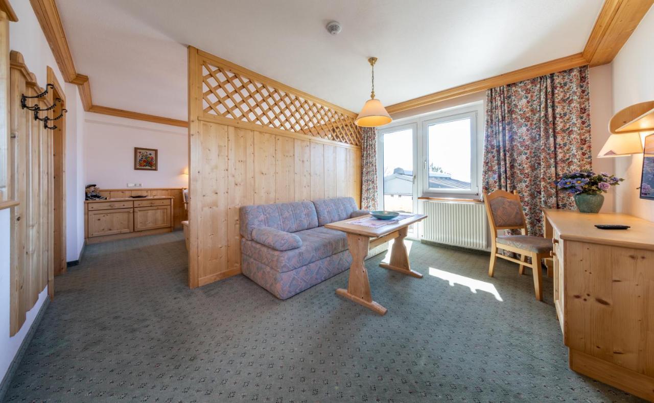 Alpenhof Bed & Breakfast Ramsau am Dachstein Bagian luar foto