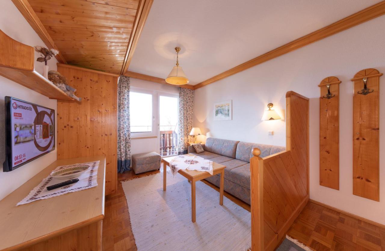 Alpenhof Bed & Breakfast Ramsau am Dachstein Bagian luar foto